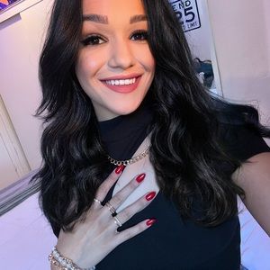 Meet your Posher, Virginia